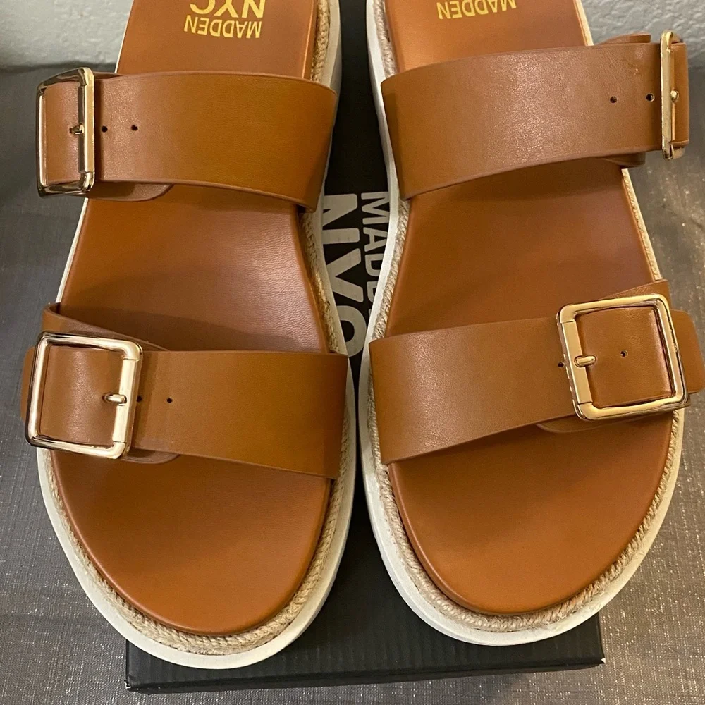 Steve Madden Tan Leather Sandals with Gold Buckles - Picture 1 of 4